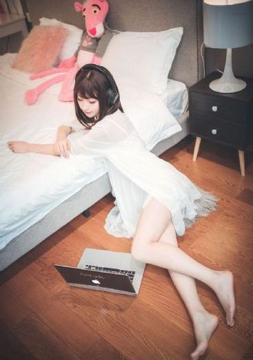 摇曳百合